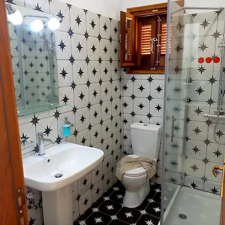 Odyssey By Climbing House * Myrties